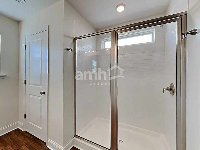 111 Samara Ln — Photo 11