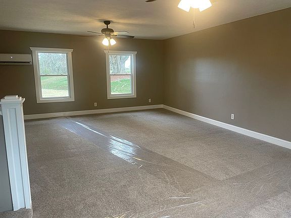 3rd image of 2301 McGill Rd