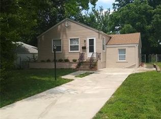 10429 Lackland Rd, Saint Louis, MO 63114