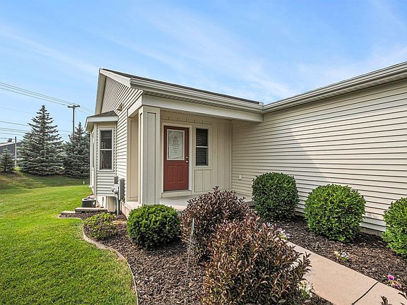 4th image of 162 Brewer Park Cir
