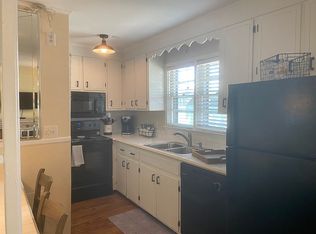 208 32nd Ave N, North Myrtle Beach, SC 29582