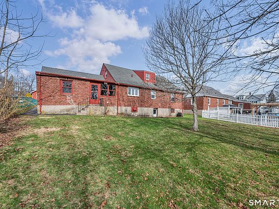 3rd image of 46 Meriden Avenue