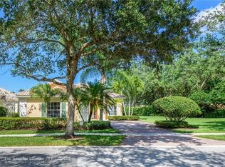 8019 Nevis Pl, Wellington, FL 33414