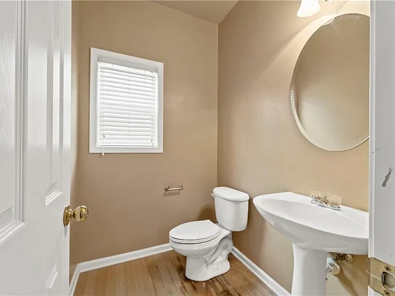 5351 Heyward Pl SW — Photo 22