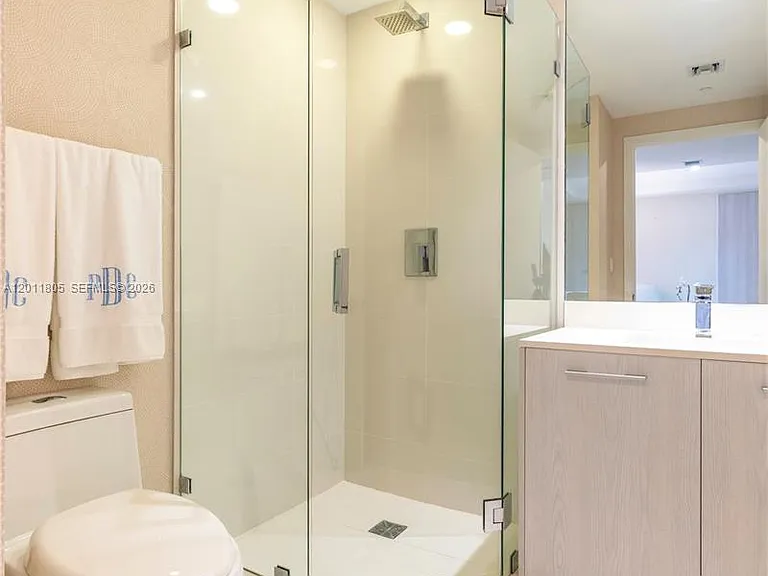 55 SW 9th St #3404 — Photo 23