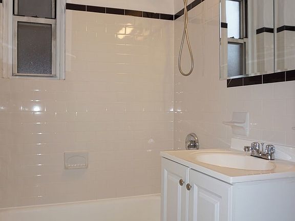 5th image of 350 Sterling St APT 2E