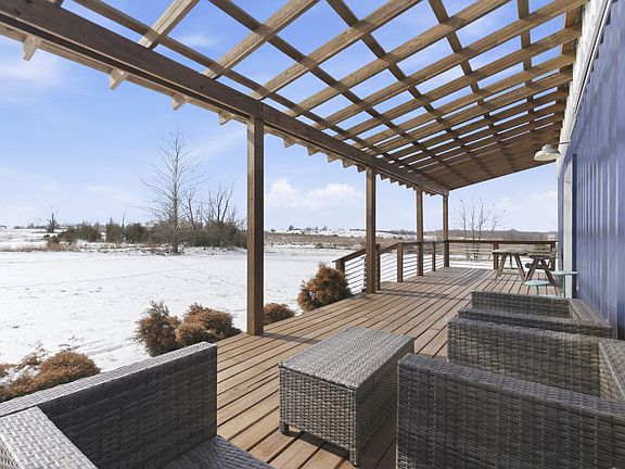 4th image of 5589 W Farm Road 104
