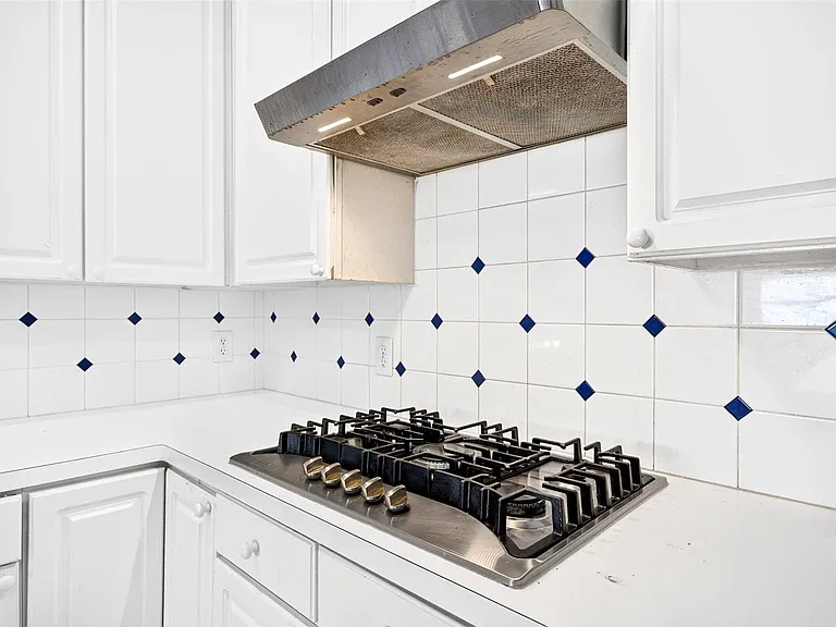 11214 Hillside Glen Trl — Photo 17