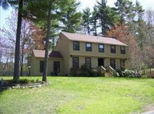2 Winter Hill Rd, Derry, NH 03038