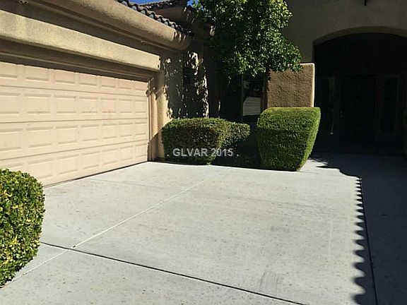 3rd image of 65 Isleworth Dr #0