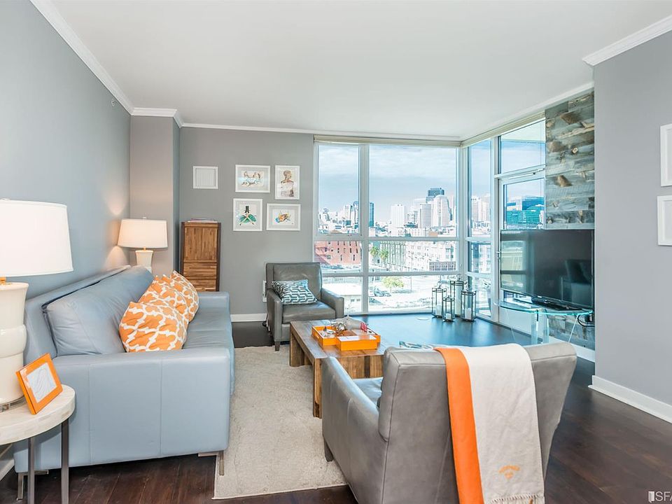 1st image of 300 Berry St Unit 821