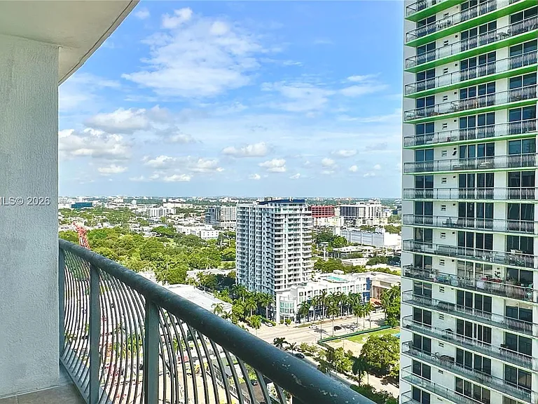 1750 N Bayshore Dr #2607 — Photo 6