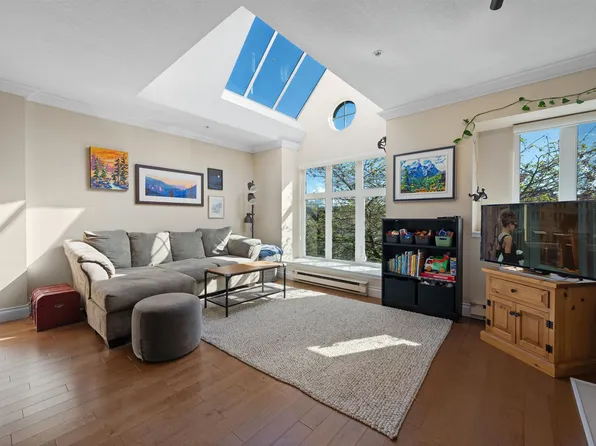 2251 Heather St, Vancouver, BC V5Z 4J9