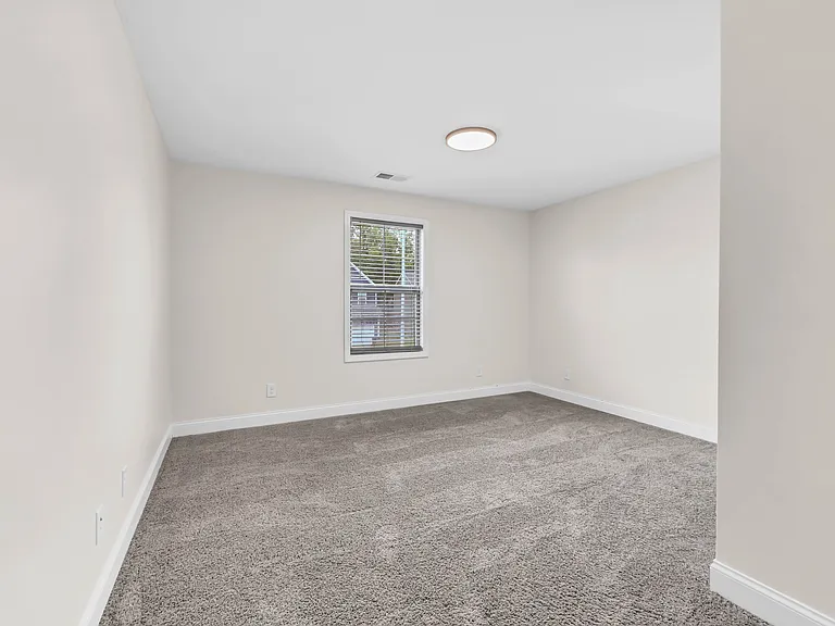 1125 Tybee Dr — Photo 24