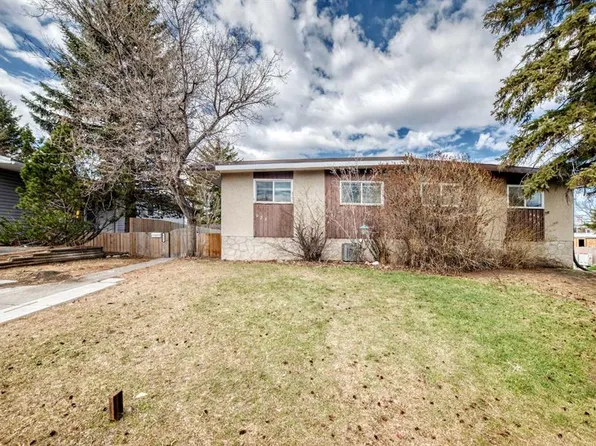 921 E McKinnon Dr NE, Calgary, AB T2E 6A6