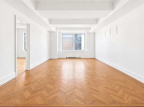 1200 Fifth Avenue image 1 of 10