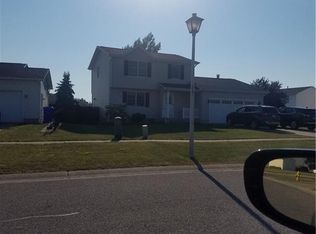 2216 Buttermilk Ln, Lake View, NY 14085