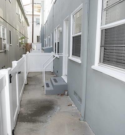 3rd image of 305 Coronado Ave #Studiox1
