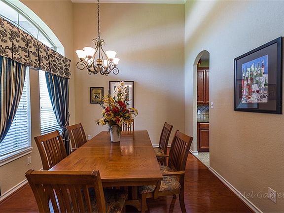 Formal dining