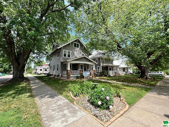 4th image of 3901 Peters Ave