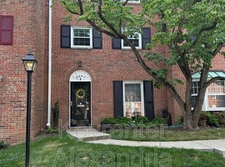6642 Burlington Pl, Springfield, VA 22152