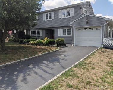 13 Sycamore Dr, Old Bridge, NJ, 08857