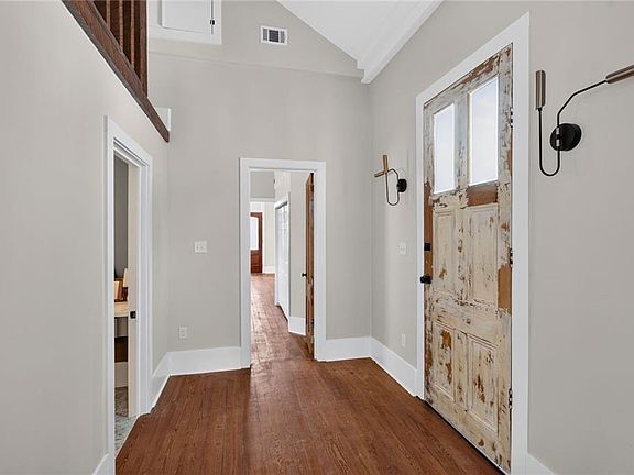 3rd image of 3052 Maurepas St