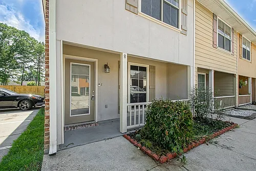 13080 Burgess Ave #8 Photo 1