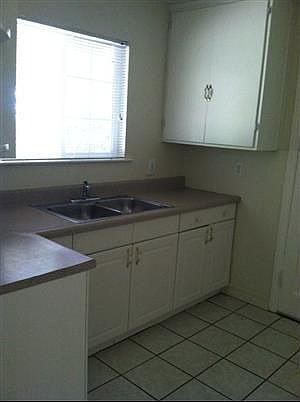3rd image of 1336 Empire St