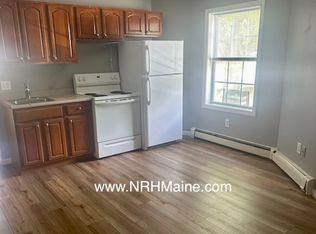 15 Cottage St, Albany Township, ME 04268