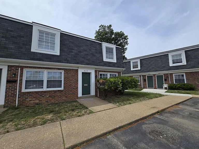 2626 Wayside Dr — Photo 1