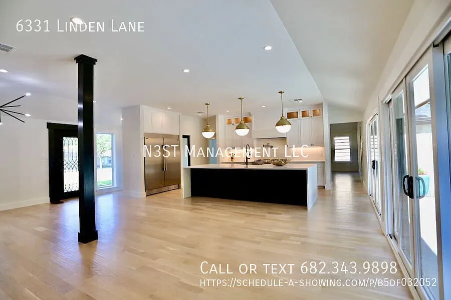 Executive Lease Near Preston Hollow - Chef's Kitchen, Gated Drive & Spacious Patio — Photo 4