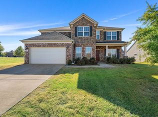 83 Drakes Dr, Lebanon, TN 37087