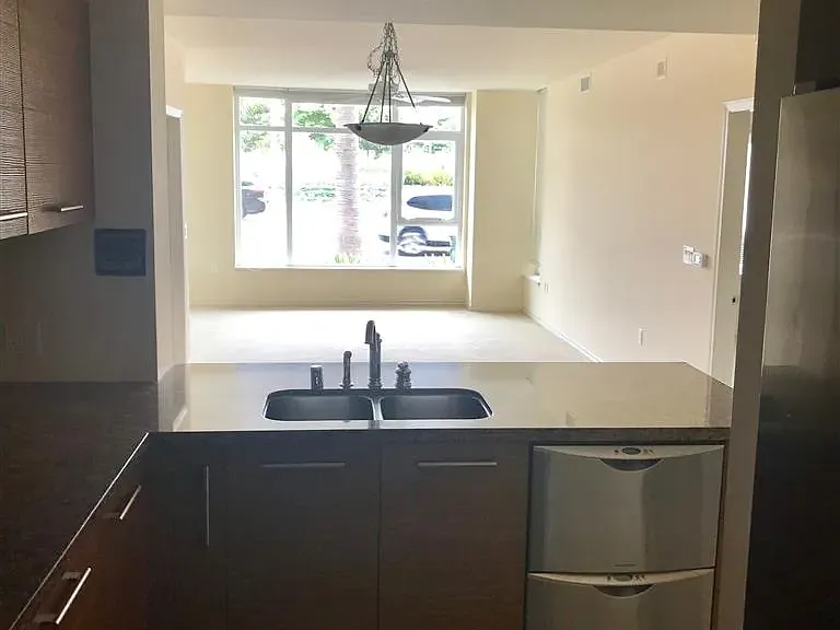 1431 Pacific Hwy #107 — Photo 1