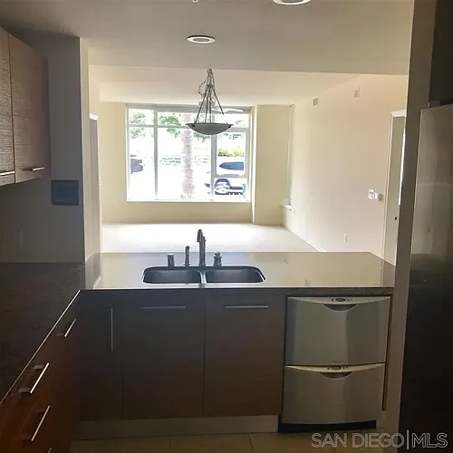 1431 Pacific Hwy #107 Photo 1