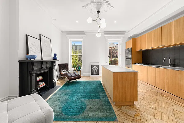 Sold by SERHANT. | media 1
