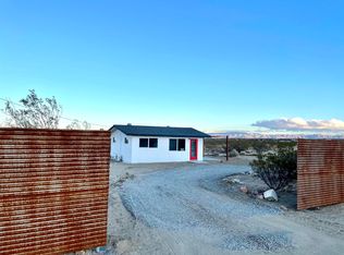 215 N Kuna Ave, Yucca Valley, CA 92284