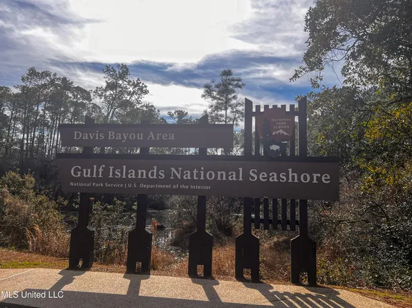 LOT 2 Eagle Point Rd, Ocean Springs, MS 39564