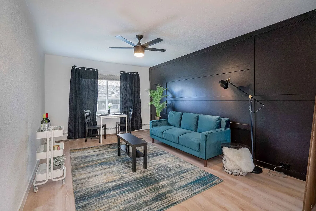 Floor plan 208