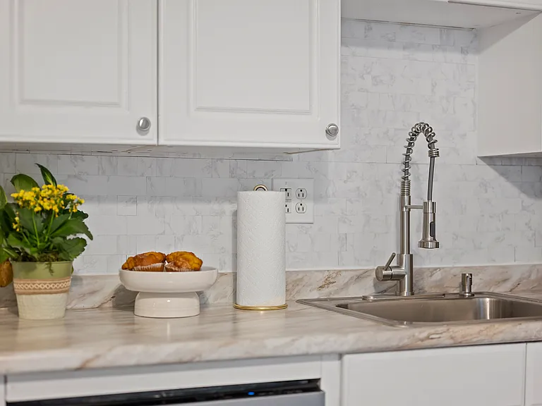 508 Dawson Ave — Photo 10