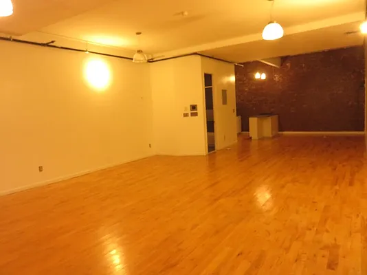 Rented by Rennit Inc. | media 6