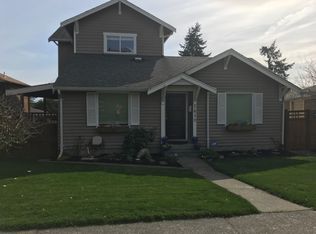 3810 Belvidere Ave SW, Seattle, WA 98126