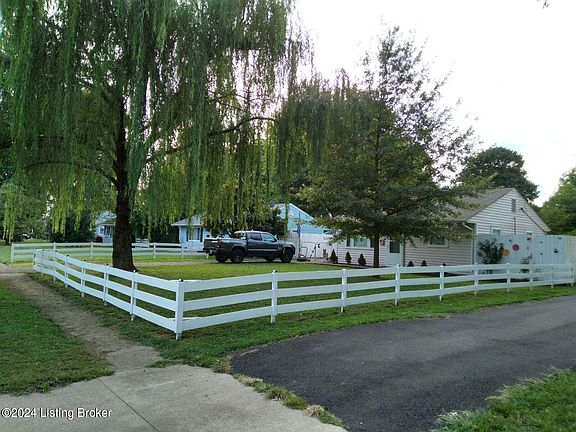 4th image of 238 Eldorado Ave