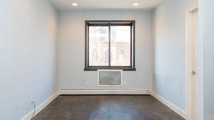 Rented by Nooklyn NYC LLC | media 17