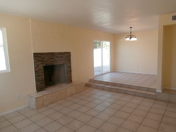 2nd image of 2641 S Donna Ave