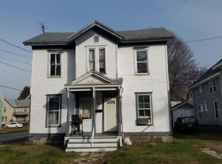 52 North St, Gloversville, NY 12078