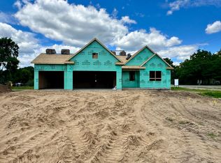 2193 Emerald Shore Cir, Grand Rapids, MI 49525