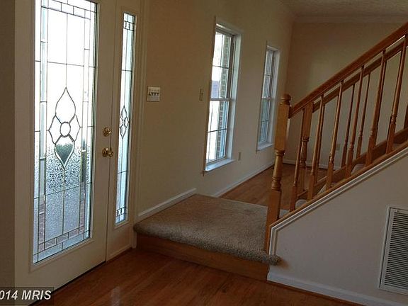 3rd image of 101 Brabant Dr