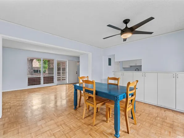 3117 Hunter St, Honolulu, HI 96816