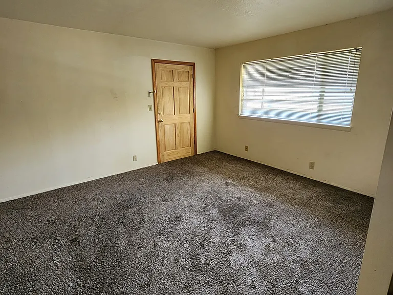 611 S 2nd St #6 — Photo 1